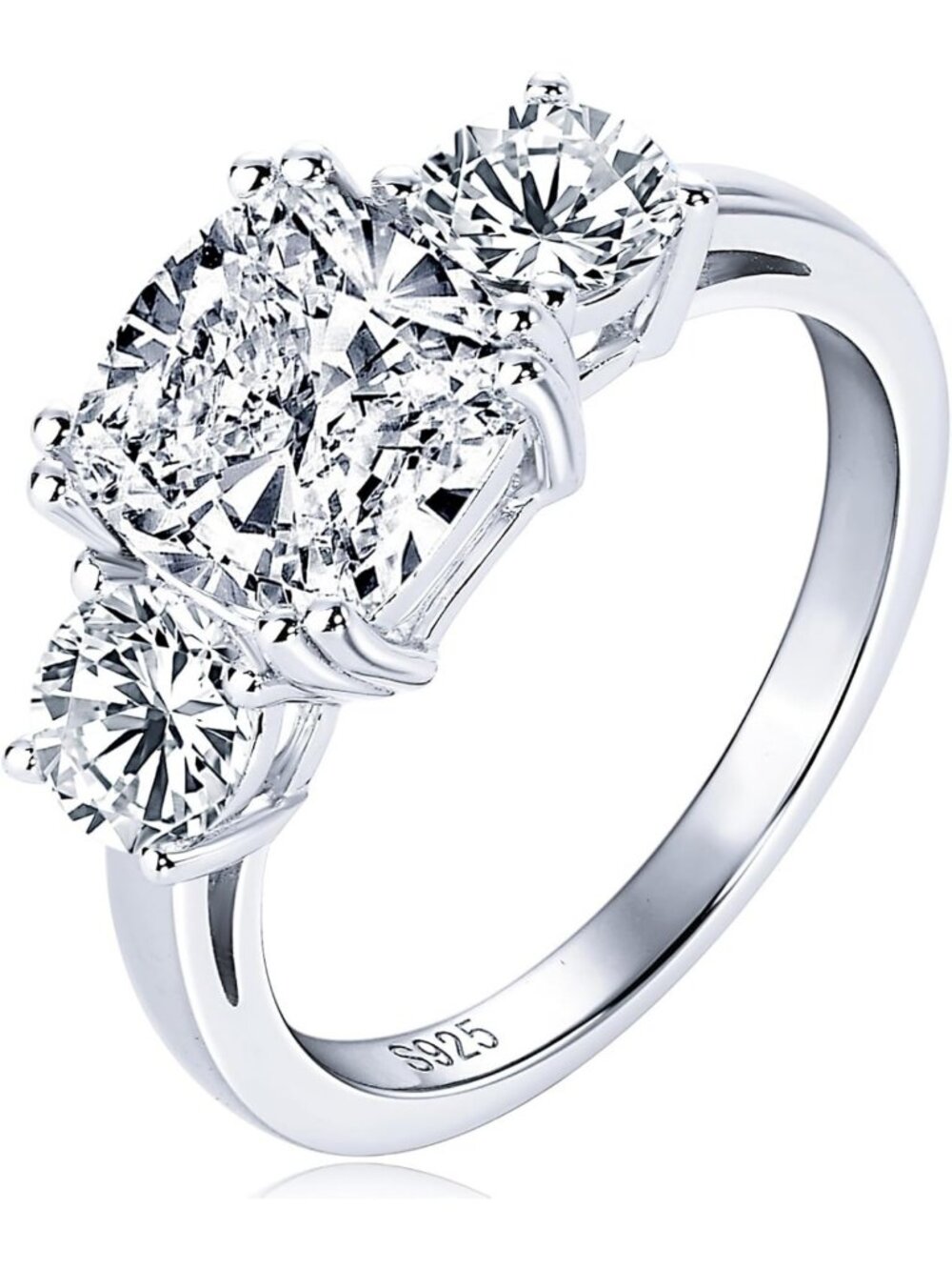 Stunning 3-Stone Moissanite Engagement Ring for Women - Elegant Bridal Jewelry